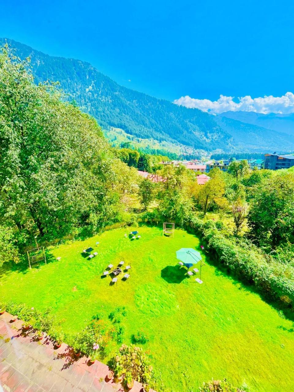 Sagar Resort !! Mountain View ! Luxury Stay ! Family Resort ! Private Parking ! Near Mall Road Manāli Esterno foto