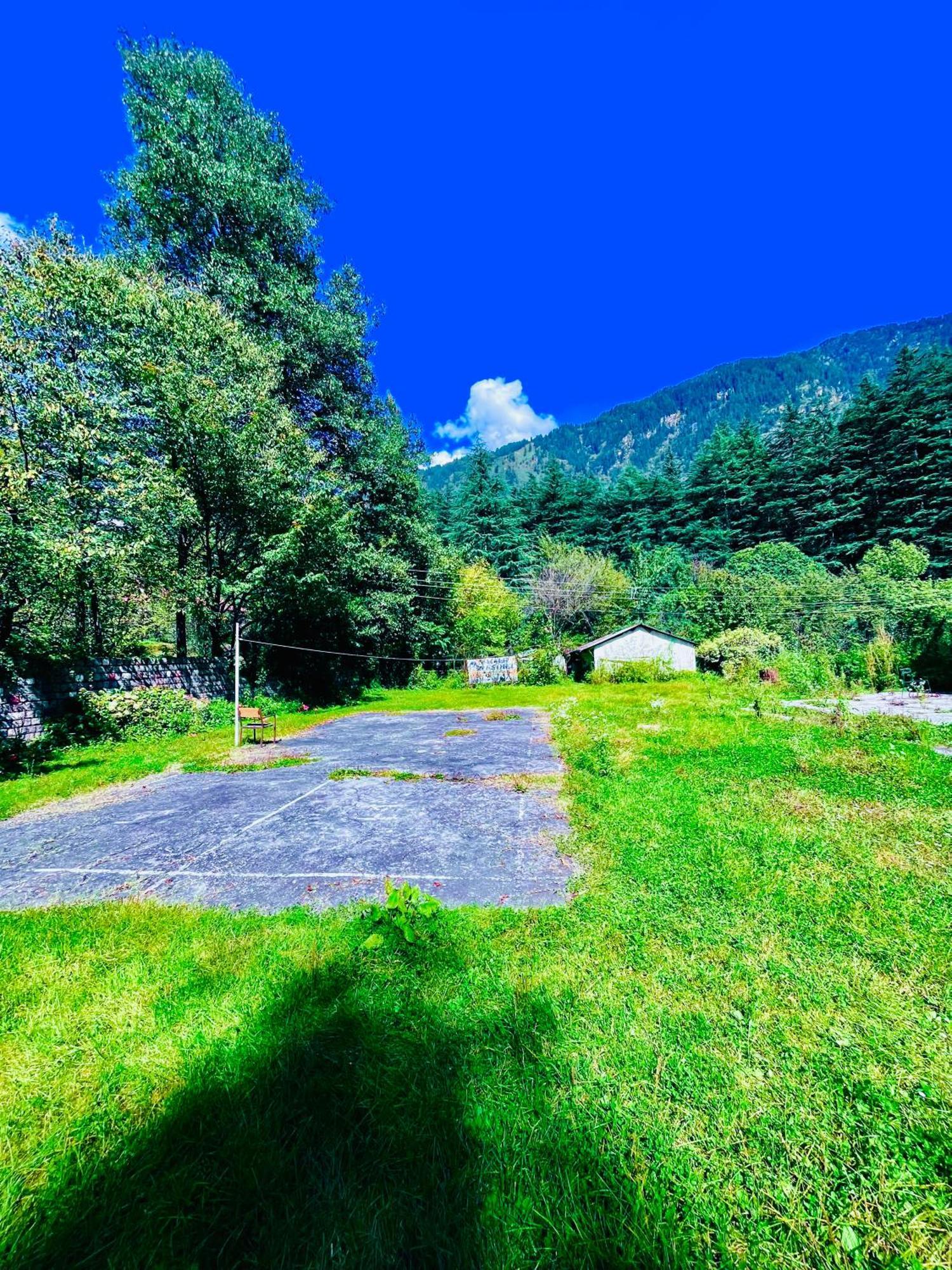 Sagar Resort !! Mountain View ! Luxury Stay ! Family Resort ! Private Parking ! Near Mall Road Manāli Esterno foto