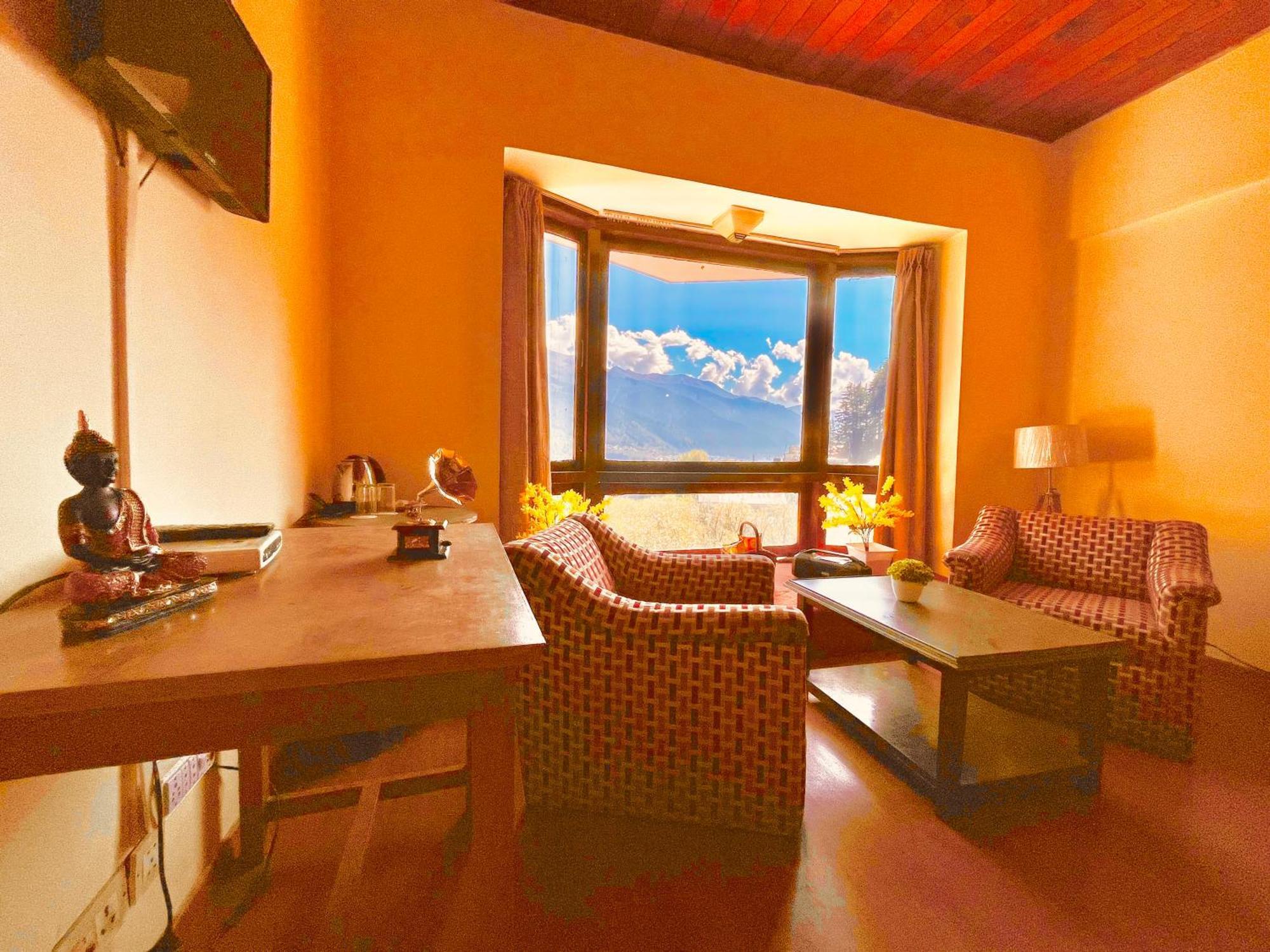 Sagar Resort !! Mountain View ! Luxury Stay ! Family Resort ! Private Parking ! Near Mall Road Manāli Esterno foto