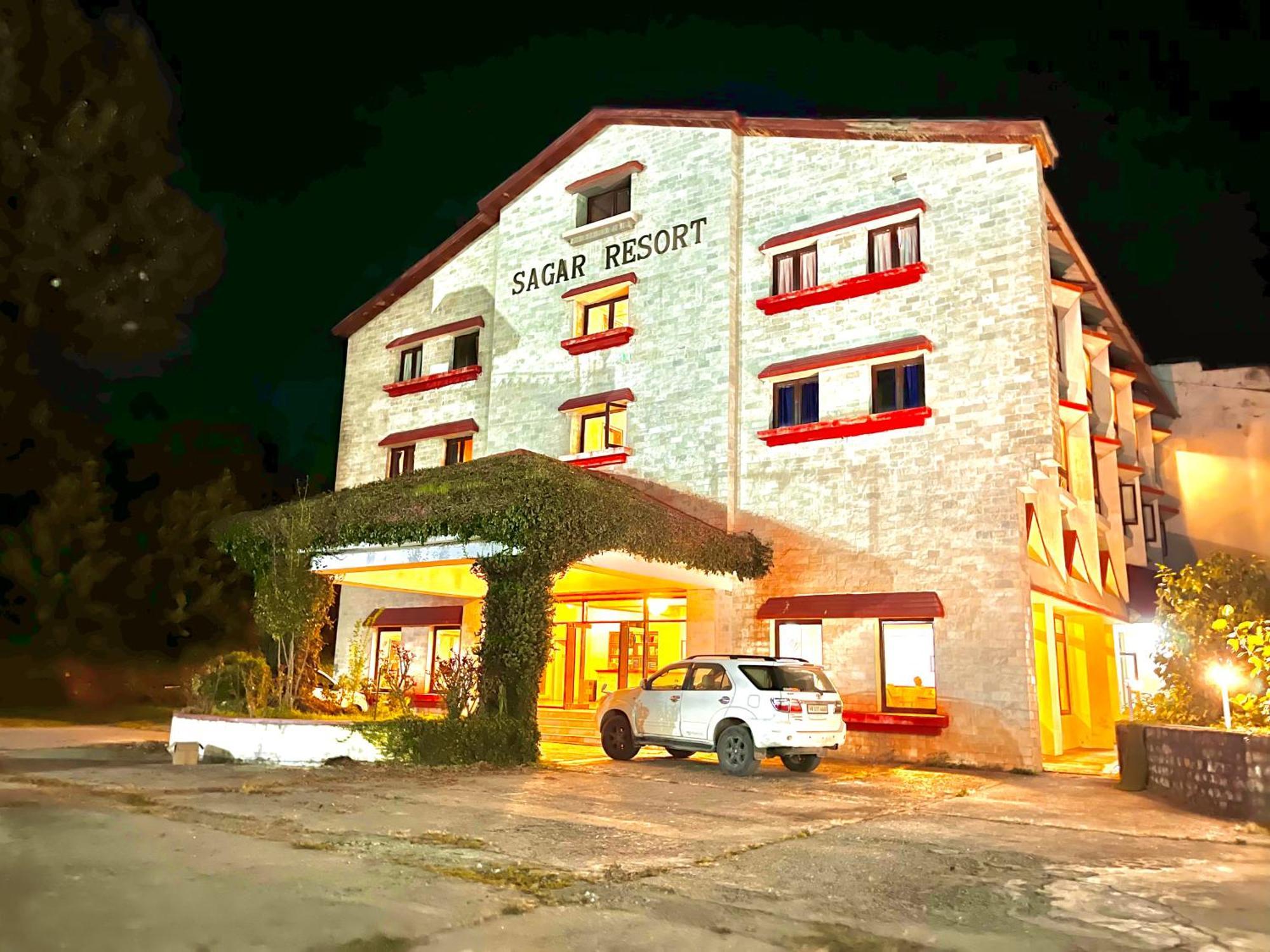 Sagar Resort !! Mountain View ! Luxury Stay ! Family Resort ! Private Parking ! Near Mall Road Manāli Esterno foto